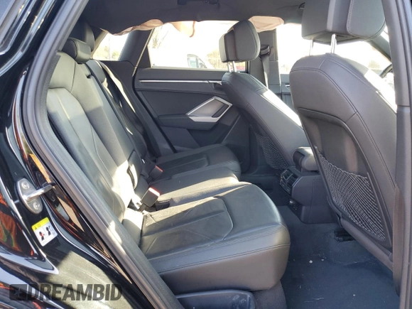 2020 Audi Q3 Premium z VIN WA1AECF34L1024819, wystawiony jako Copart lot #53194995 z przebiegiem 109 523 mil mil oraz Szkoda całkowita • Salvage title. Historia ofert i sprzedaży dostępna na DreamBid. Obrazek 11.