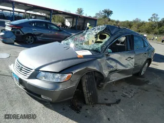 2009 Hyundai Azera GLS with VIN KMHFC46D29A352731, listed as a IAAI auction lot 35110847 with 1 mi miles. Bid and sale history available at carsss.com. Image 2.