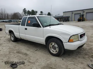 2001 GMC Sonoma SLS 1SF with VIN 1GTCS195018191658, listed as a Copart auction lot 50016855 with 125,995 mi miles and Clean Title. Bid and sale history available at DreamBid. Image 4.