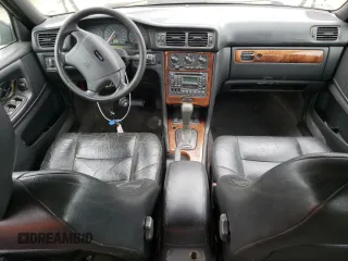 1999 Volvo V70 XC with VIN YV1LZ56D5X2553777, listed as a Copart auction lot 68542974 with 0 mi miles and Clean Title. Bid and sale history available at carsss.com. Image 8.