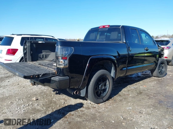 2012 Toyota Tundra z VIN 5TFUW5F14CX217964, wystawiony jako IAAI lot #41265024 z przebiegiem 144 426 mil mil oraz . Historia ofert i sprzedaży dostępna na DreamBid. Obrazek 4.