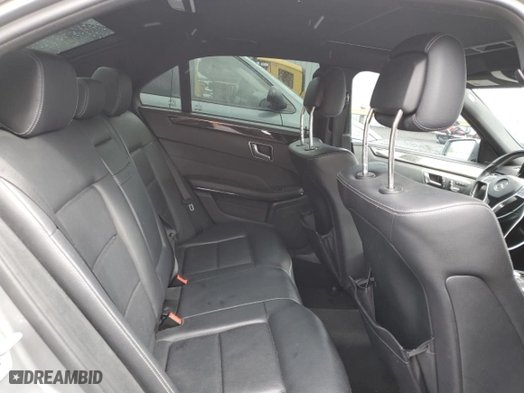 2014 Mercedes-Benz E-Class E 350 Sport with VIN WDDHF5KB0EA812841, listed as a Copart auction lot 52207855 with 117,576 mi miles and Clean Title. Bid and sale history available at carsss.com. Image 10.