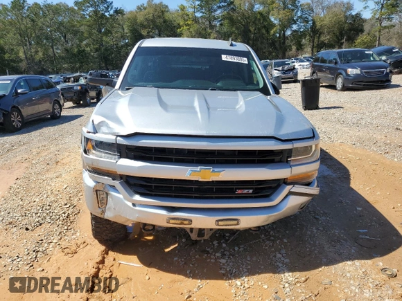 2018 Chevrolet Silverado 1500 LT with VIN 3GCUKREC7JG498729, listed as a Copart auction lot 47893005 with 92,886 mi miles and Salvage Title. Bid and sale history available at DreamBid. Image 5.