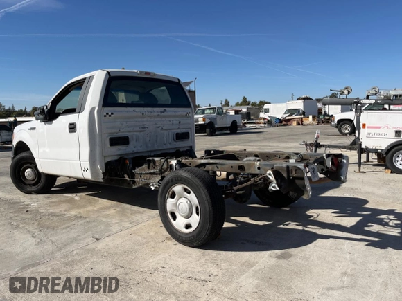 2009 Ford F-150 XL with VIN 1FTRF12849KB67641, listed as a Copart auction lot 77224334 with 314,994 mi miles and Clean Title. Bid and sale history available at carsss.com. Image 3.