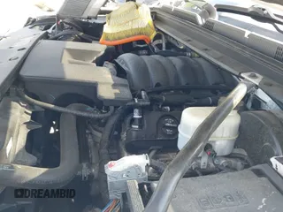 2018 Chevrolet Tahoe LT z VIN 1GNSKBKC5JR308047, wystawiony jako IAAI lot #42710178 z przebiegiem 78 331 mil mil oraz . Historia ofert i sprzedaży dostępna na DreamBid. Obrazek 19.