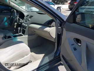 2011 Toyota Camry LE with VIN 4T4BF3EK1BR147525, listed as a IAAI auction lot 41980098 with 199,074 mi miles. Bid and sale history available at carsss.com. Image 5.