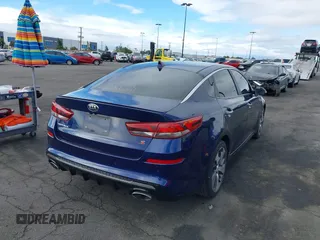 2020 Kia Optima LX with VIN 5XXGT4L36LG416009, listed as a IAAI auction lot 41765107 with 30,785 mi miles and . Bid and sale history available at carsss.com. Image 4.