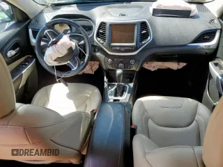 2018 Jeep Cherokee Limited z VIN 1C4PJLDX4JD556701, wystawiony jako Copart lot #58723505 z przebiegiem Nie podano mil oraz Szkoda całkowita • Salvage title. Historia ofert i sprzedaży dostępna na DreamBid. Obrazek 8.
