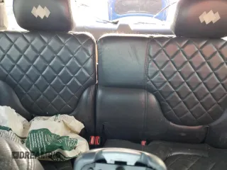 2000 GMC Jimmy Diamond Edition Luxury z VIN 1GKDT13W9Y2305564, wystawiony jako Copart lot #49488665 z przebiegiem 256 410 mil mil oraz Szkoda całkowita • Salvage title. Historia ofert i sprzedaży dostępna na DreamBid. Obrazek 10.
