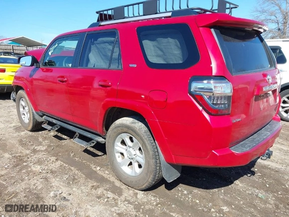 2021 Toyota 4Runner SR5 with VIN JTEEU5JR4M5231055, listed as a IAAI auction lot 41584951 with 95,389 mi miles. Bid and sale history available at carsss.com. Image 3.