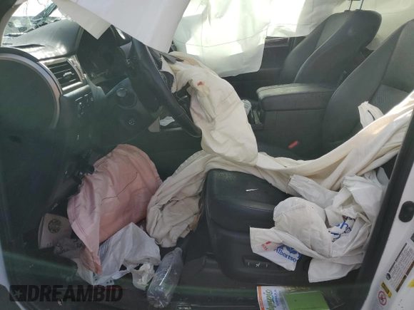 2014 Lexus GX 460 z VIN JTJBM7FX2E5079088, wystawiony jako Copart lot #48033135 z przebiegiem Nie podano mil oraz Szkoda całkowita • Salvage title. Historia ofert i sprzedaży dostępna na DreamBid. Obrazek 7.