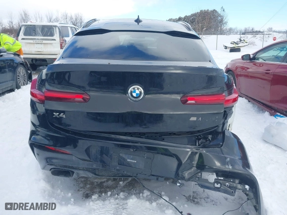 2021 BMW X4 M40i with VIN 5UX2V5C05M9H02711, listed as a IAAI auction lot 41675953 with 26,652 mi miles. Bid and sale history available at carsss.com. Image 17.