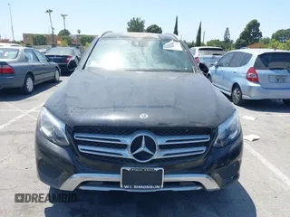2019 Mercedes-Benz GLC 350e z VIN WDC0G5EB3KF619396, wystawiony jako IAAI lot #42353279 z przebiegiem 23 600 mil mil oraz . Historia ofert i sprzedaży dostępna na DreamBid. Obrazek 12.