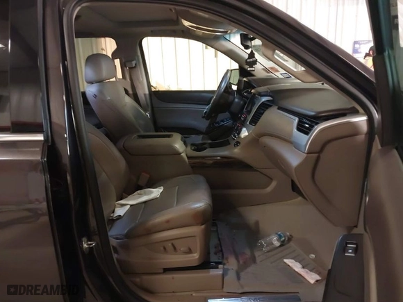 2016 GMC Yukon SLT with VIN 1GKS2BKC8GR277799, listed as a IAAI auction lot 41400549 with 91,139 mi miles. Bid and sale history available at carsss.com. Image 5.
