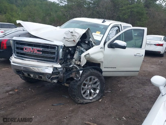 2015 GMC Sierra 1500 SLT with VIN 3GTU2VEC0FG423595, listed as a IAAI auction lot 41520134 with 195,734 mi miles. Bid and sale history available at carsss.com. Image 2.