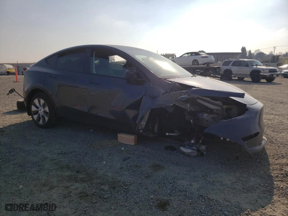 2023 Tesla Model Y Long Range with VIN 7SAYGDEE2PF929213, listed as a Copart auction lot 43364575 with 0 mi miles and Salvage Title. Bid and sale history available at carsss.com. Image 4.