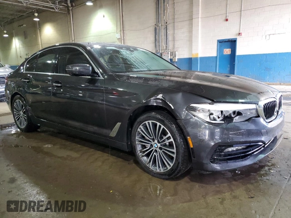2018 BMW 5 Series 530i xDrive with VIN WBAJA7C5XJG907832, listed as a Copart auction lot 43753535 with 83,937 mi miles and Clean Title. Bid and sale history available at carsss.com. Image 4.