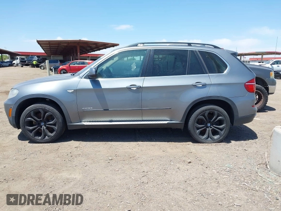 2013 BMW X5 xDrive50i with VIN 5UXZV8C56D0C15064, listed as a IAAI auction lot 42179213 with Not provided miles and . Bid and sale history available at DreamBid. Image 13.