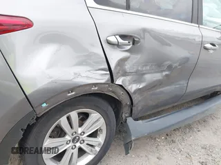 2017 Kia Sportage LX with VIN KNDPMCAC2H7236875, listed as a IAAI auction lot 41704229 with 183,094 mi miles and . Bid and sale history available at carsss.com. Image 18.