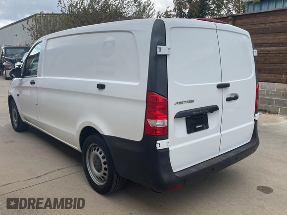 2019 Mercedes-Benz Metris Cargo z VIN WD3PG2EA4K3603939, wystawiony jako Copart lot #78860194 z przebiegiem 120 180 mil mil oraz Tytuł czysty. Historia ofert i sprzedaży dostępna na DreamBid. Obrazek 3.