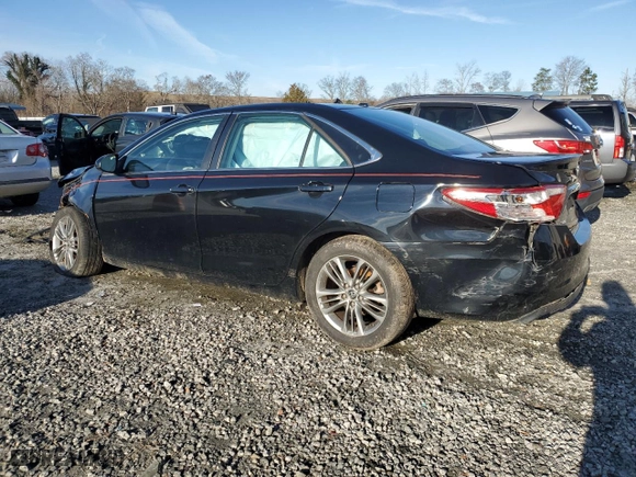 2015 Toyota Camry XLE with VIN 4T1BF1FK3FU001601, listed as a Copart auction lot 45481275 with 183,029 mi miles and Salvage Title. Bid and sale history available at carsss.com. Image 2.