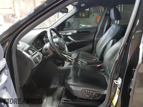 2020 BMW X1 xDrive28i с VIN WBXJG9C07L5P40638, выставлен на аукционе Copart как лот 58379065 с пробегом 30 771 миль миль и Списание • Salvage title. История ставок и продаж доступна на DreamBid. Изображение 7.