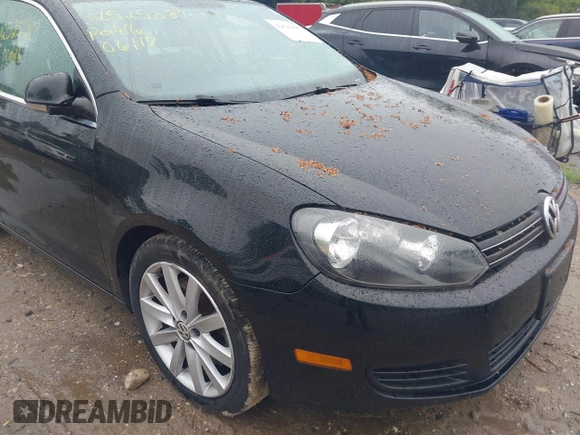 2014 Volkswagen Jetta TDI w/Sunroof & Nav with VIN 3VWPL7AJ4EM604111, listed as a IAAI auction lot 42525887 with 183,359 mi miles and . Bid and sale history available at DreamBid. Image 6.