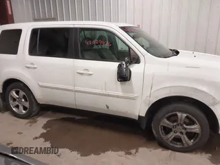 2015 Honda Pilot EX-L with VIN 5FNYF4H51FB019501, listed as a IAAI auction lot 42029926 with 170,755 mi miles and . Bid and sale history available at carsss.com. Image 13.