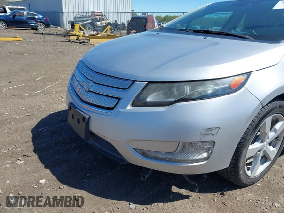 2013 Chevrolet Volt with VIN 1G1RA6E42DU112535, listed as a IAAI auction lot 42149877 with 79,979 mi miles and . Bid and sale history available at carsss.com. Image 6.