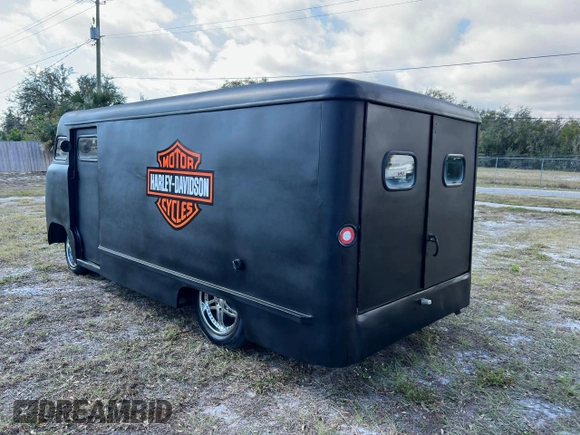 1953 Ford Econoline Cargo with VIN P35D3H37167, listed as a Copart auction lot 52647515 with 147,774 mi miles and Clean Title. Bid and sale history available at DreamBid. Image 3.