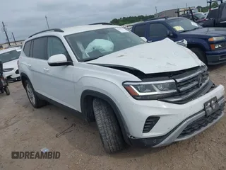 2021 Volkswagen Atlas SE with VIN 1V2WR2CA3MC570349, listed as a IAAI auction lot 42065993 with 83,362 mi miles and . Bid and sale history available at DreamBid. Image 1.