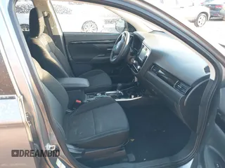 2020 Mitsubishi Outlander ES with VIN JA4AZ3A35LZ026074, listed as a IAAI auction lot 41294870 with 72,514 mi miles and . Bid and sale history available at DreamBid. Image 5.