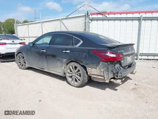 2017 Nissan Altima 2.5 SR with VIN 1N4AL3AP4HC210321, listed as a IAAI auction lot 41883034 with 139,364 mi miles. Bid and sale history available at carsss.com. Image 3.