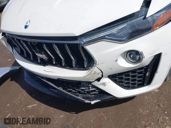 2022 Maserati Levante GT z VIN ZN661XUA5NX388097, wystawiony jako IAAI lot #41859084 z przebiegiem 31 252 mil mil oraz . Historia ofert i sprzedaży dostępna na DreamBid. Obrazek 17.