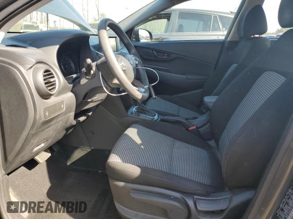 2018 Hyundai Kona SE with VIN KM8K1CAAXJU114043, listed as a Copart auction lot 49136825 with 28,942 mi miles and Salvage Title. Bid and sale history available at carsss.com. Image 7.