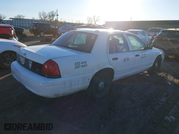 2009 Ford Police Interceptor with VIN 2FAHP71V29X109176, listed as a IAAI auction lot 41212513 with 286,233 mi miles and . Bid and sale history available at DreamBid. Image 4.
