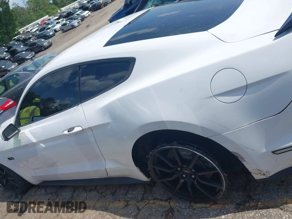 2015 Ford Mustang GT z VIN 1FA6P8CF7F5423051, wystawiony jako IAAI lot #42142850 z przebiegiem 105 879 mil mil oraz . Historia ofert i sprzedaży dostępna na DreamBid. Obrazek 14.