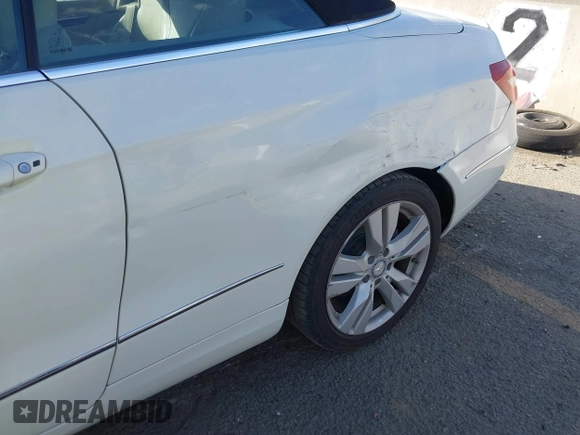 2012 Mercedes-Benz E 350 with VIN WDDKK5KF2CF146778, listed as a IAAI auction lot 41657942 with 132,886 mi miles and . Bid and sale history available at DreamBid. Image 6.