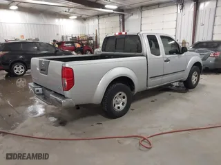 2007 Nissan Frontier XE with VIN 1N6BD06T87C402286, listed as a IAAI auction lot 41833092 with 202,203 mi miles. Bid and sale history available at carsss.com. Image 4.
