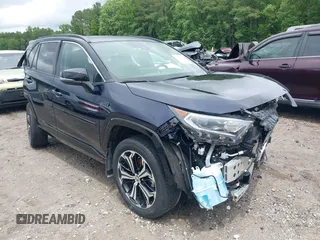 2021 Toyota RAV4 XSE with VIN JTMEB3FV1MD047699, listed as a IAAI auction lot 42369933 with 41,444 mi miles and . Bid and sale history available at DreamBid. Image 1.