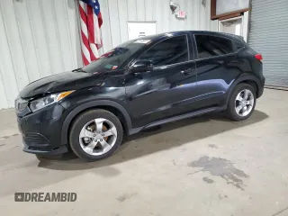 2021 Honda HR-V LX with VIN 3CZRU6H35MM712496, listed as a Copart auction lot 44526155 with 31,445 mi miles and Clean Title. Bid and sale history available at carsss.com. Image 1.