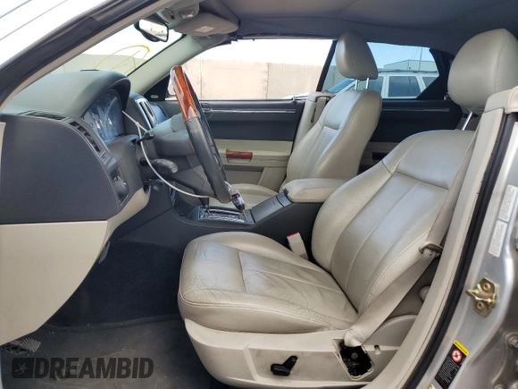 2005 Chrysler 300 with VIN 2C3AA53G55H507149, listed as a Copart auction lot 69398654 with 62,072 mi miles and Salvage Title. Bid and sale history available at carsss.com. Image 7.