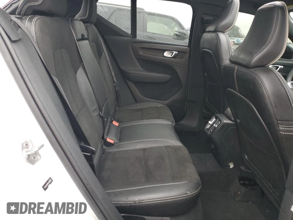 2019 Volvo XC40 R-Design z VIN YV4AC2HMXK2068129, wystawiony jako Copart lot #43337635 z przebiegiem 88 227 mil mil oraz Szkoda całkowita • Salvage title. Historia ofert i sprzedaży dostępna na DreamBid. Obrazek 11.
