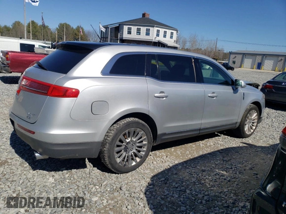2011 Lincoln MKT with VIN 2LMHJ5AR4BBJ50348, listed as a Copart auction lot 52296835 with Not Provided miles and Clean Title. Bid and sale history available at DreamBid. Image 3.