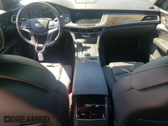 2018 Cadillac CT6 Luxury RWD z VIN 1G6KC5RX3JU159802, wystawiony jako Copart lot #54256745 z przebiegiem Nie podano mil oraz Szkoda całkowita • Salvage title. Historia ofert i sprzedaży dostępna na DreamBid. Obrazek 8.
