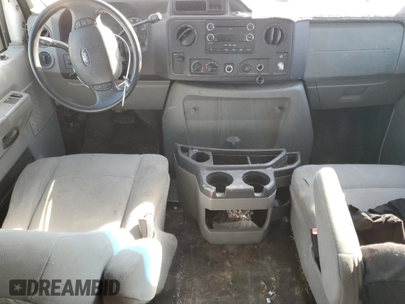 2011 Ford Econoline Cargo Commercial z VIN 1FTSS3ELXBDA28293, wystawiony jako Copart lot #76384384 z przebiegiem 199 792 mil mil oraz Szkoda całkowita • Salvage title. Historia ofert i sprzedaży dostępna na DreamBid. Obrazek 8.
