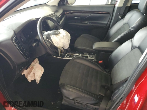 2020 Mitsubishi Outlander SE z VIN JA4AD3A33LZ006078, wystawiony jako Copart lot #55786005 z przebiegiem 68 115 mil mil oraz Czysty tytuł • Clean title. Historia ofert i sprzedaży dostępna na DreamBid. Obrazek 7.