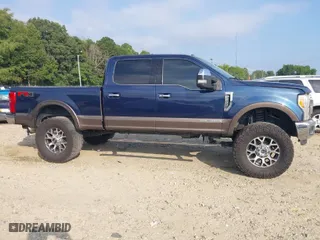 2017 Ford Super Duty F-250 SRW Lariat with VIN 1FT7W2BT9HED50676, listed as a IAAI auction lot 40101868 with 154,199 mi miles. Bid and sale history available at carsss.com. Image 14.