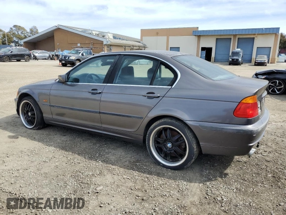 2001 BMW 3 Series 330i with VIN WBAAV53491JS94329, listed as a Copart auction lot 50271435 with 0 mi miles and Salvage Title. Bid and sale history available at carsss.com. Image 2.
