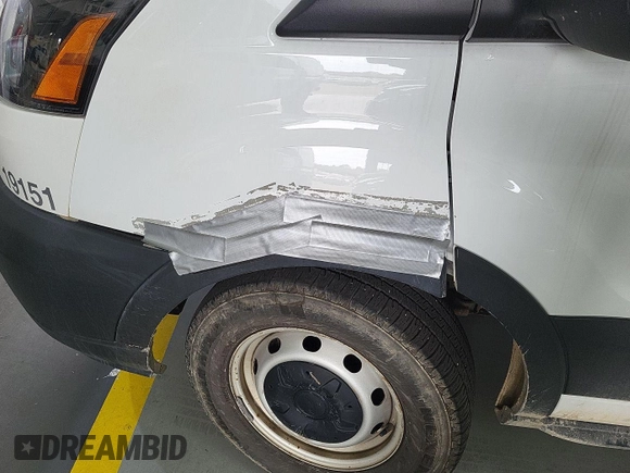 2019 Ford Transit z VIN 1FTYE1YM6KKB28316, wystawiony jako IAAI lot #42360548 z przebiegiem 197 035 mil mil oraz . Historia ofert i sprzedaży dostępna na DreamBid. Obrazek 1.